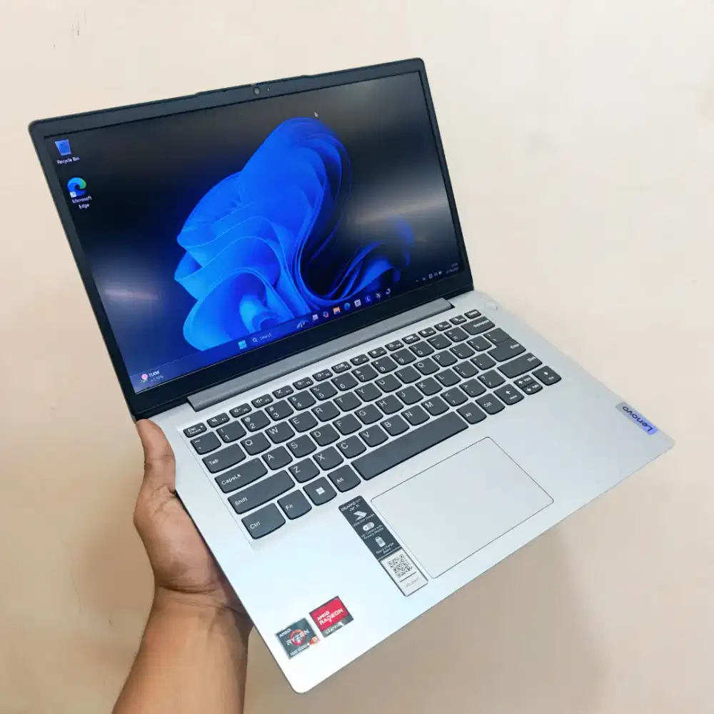 Lenovo ideapad slim 1 FULLSeT dus Amd Ryzen 3-7320U 8GB/256GB SSD