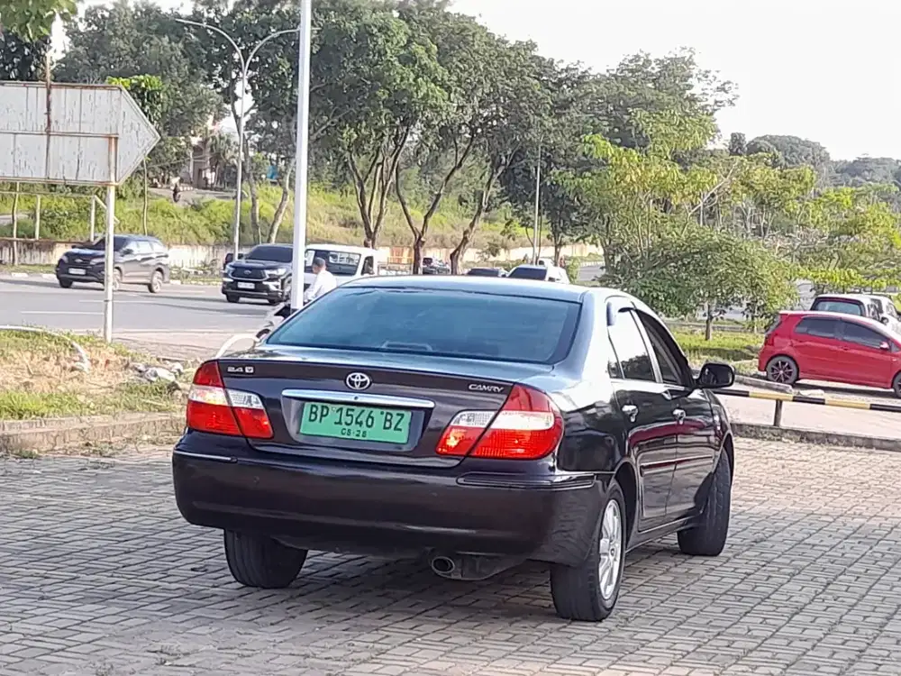 TOYOTA CAMRY V AUTO   PAJAK BARU STNK BPKB LENGKAP MOBIL JARANG PAKAI