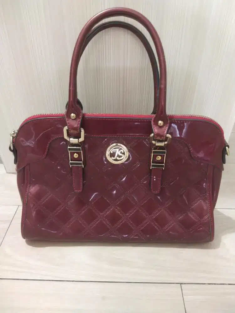 Tas Wanita Warna Maroon