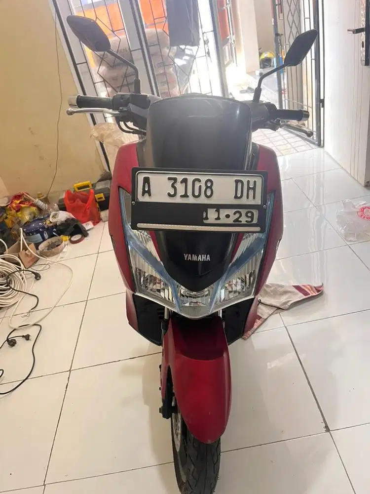 Lexi 2019 Warna merah Dop