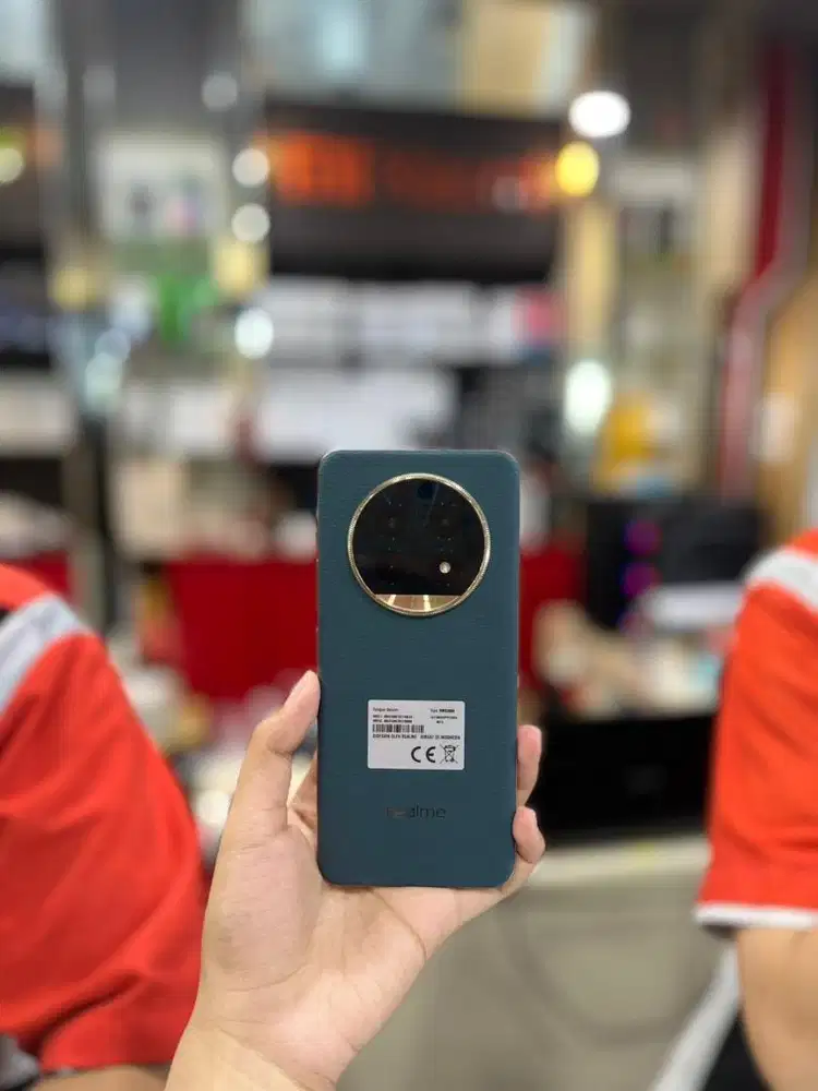 Realme 13 pro 12/256 second like new