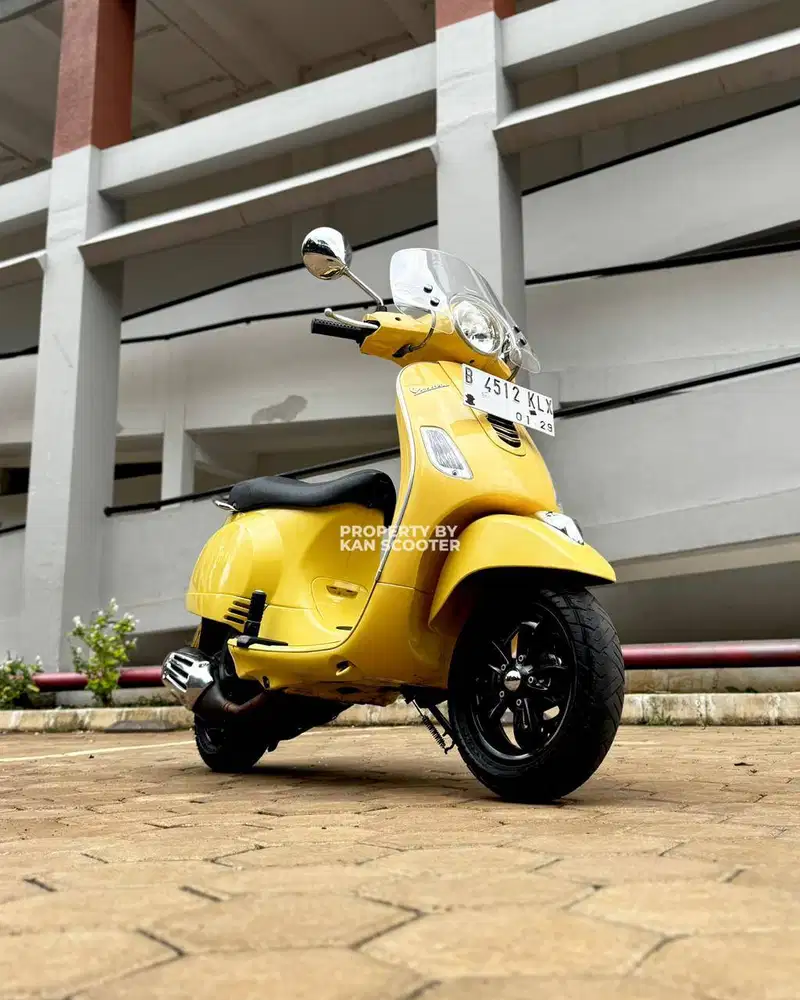 VESPA LX 125 iGET 2018 BERGARANSI