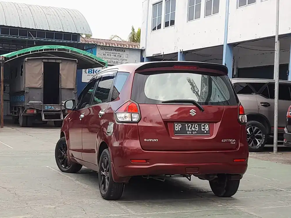 SUZUKI ERTIGA GX TANGAN PERTAMA PAJAK BARU TANGAN PERTAMA SANGATBAGUS