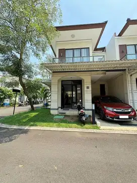 Dijual rumah hoek full furnish lavon suvarna di bawah pasaran