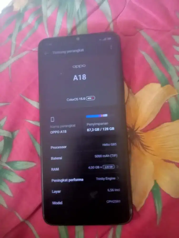 Oppo A18  fulset