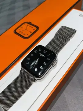 Hermes X Apple Watch Series 4 44mm Silver Stainless