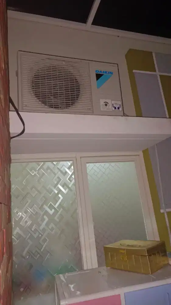SERVIS AC TIDAK DINGIN