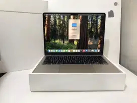 MacBook Air M3 13-Inch 16/256 Gb IBOX