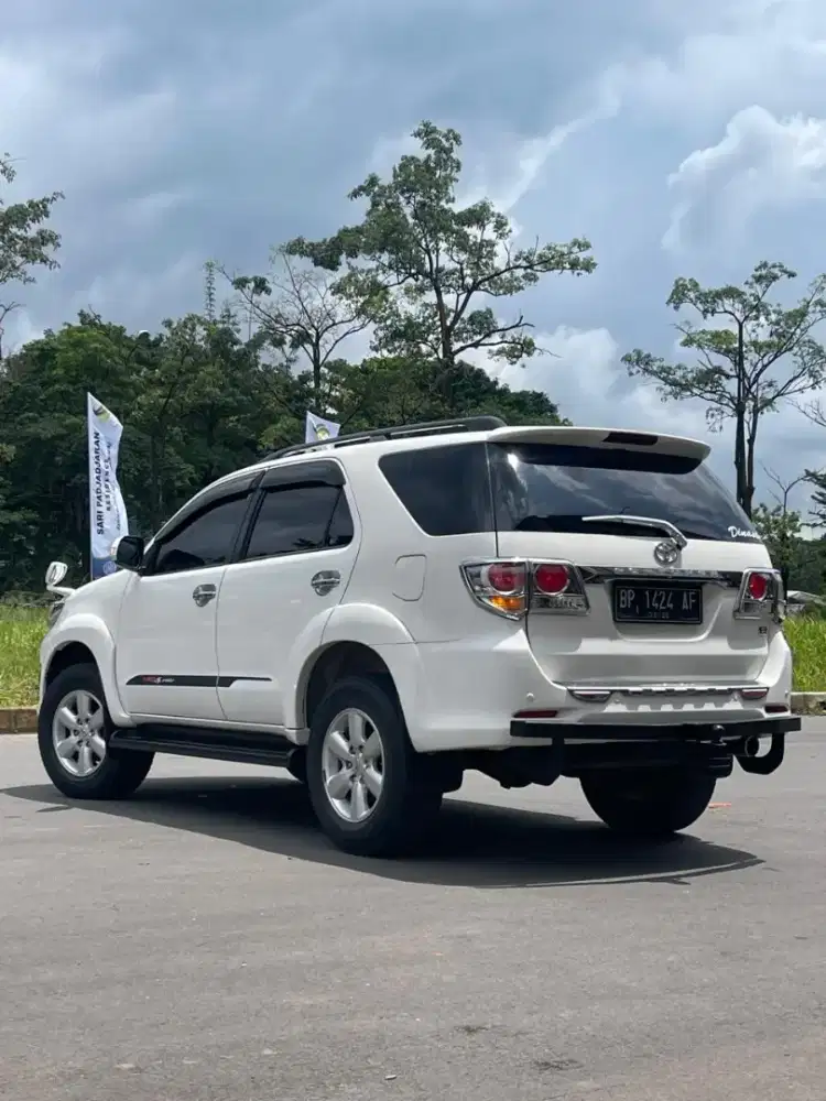 TOYOTA FORTUNER G TRD SPORTIFO AUTOMETIC PAJAK BARU TANGAN PERTAMA
