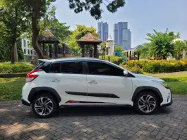 Yaris Heykers TRD Sportivo 2017 AT