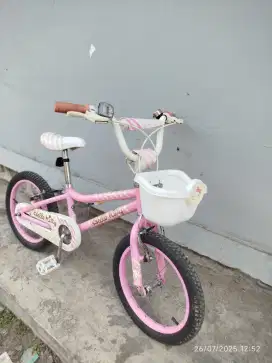 Sepeda anak polygon original like new pas 900 rb