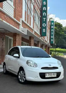 Nissan march 2013 matic AT mulus