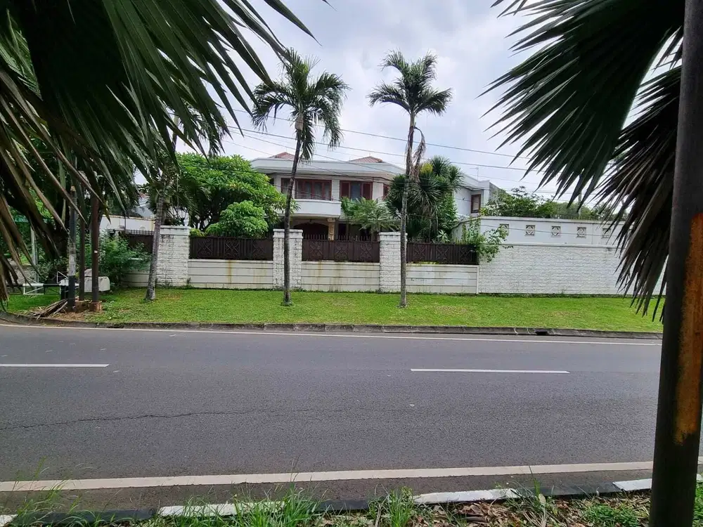 JUAL CEPAT RUMAH 2LT JL.SEKOLAH KENCANA, PONDOK INDAH, JAKARTA SELATAN