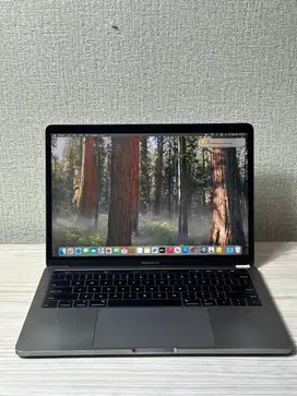 Apple MacBook Pro 2019 13inch Intel Core i5 RAM.16GB SSD.256GB