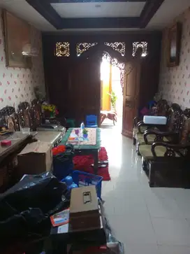 Disewakan Rumah Siap Huni Dan Semi Furnish Berlokasi Strategis duri kepa