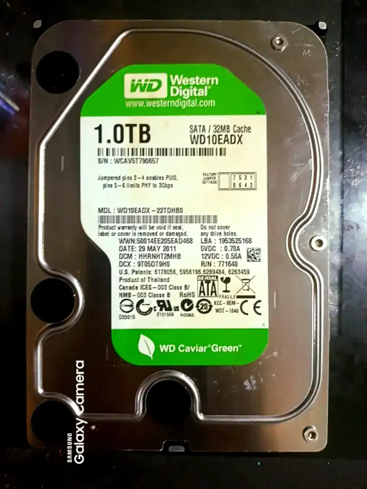 Hardisk PC 1 TB.