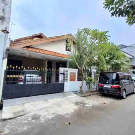 Rumah Sewa Cinere Satu Lantai Semi Furnished