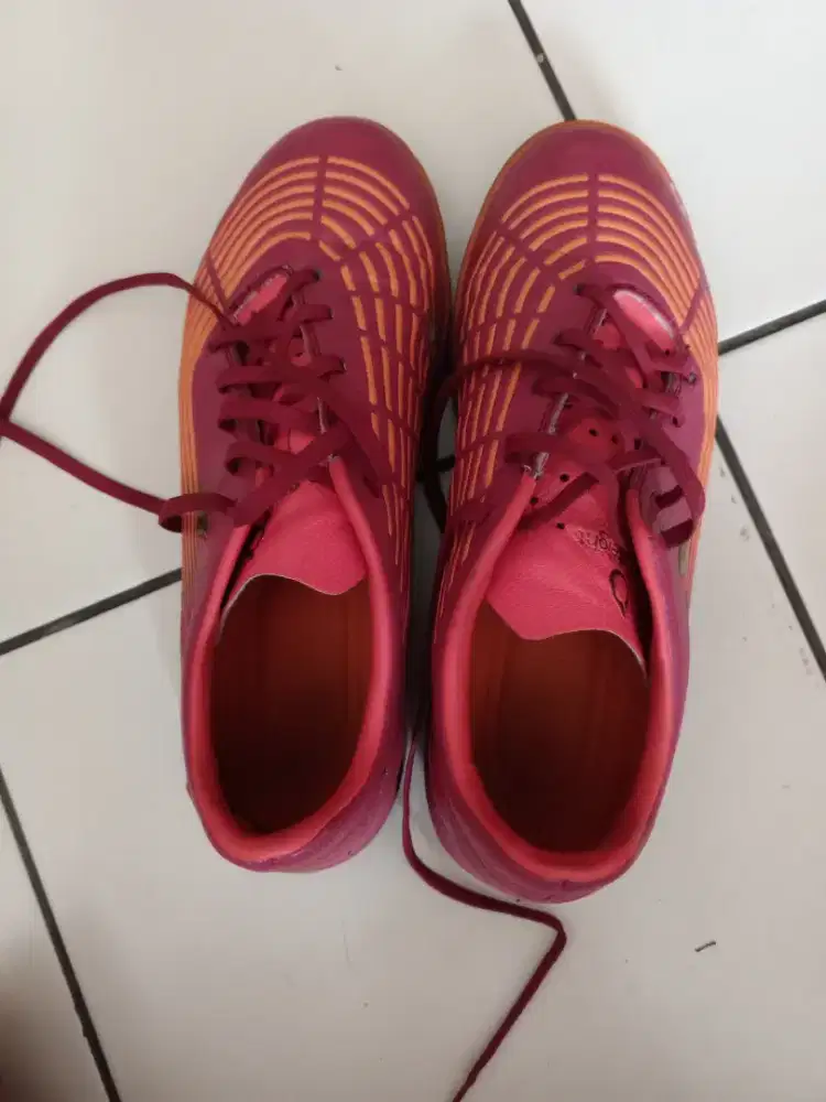 SEPATU FUTSAL ORTUSEIGHT