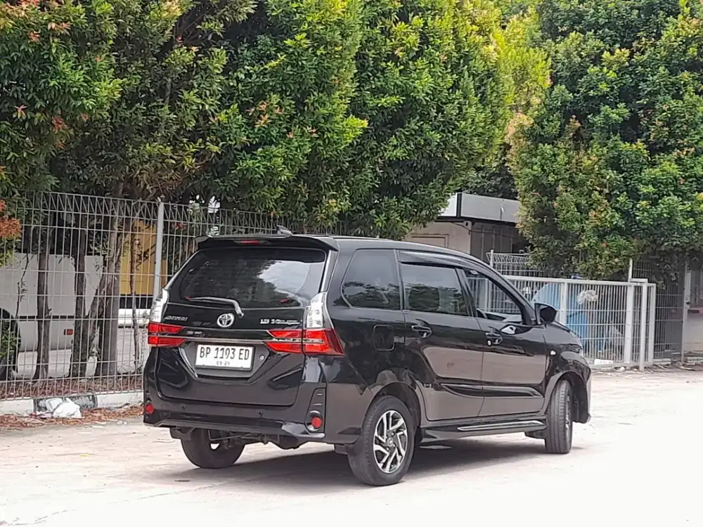 TOYOTA AVANZA VELOZ 1.5 TANGAN PERTAMA PAJAK HIDUP SEPERTI BARU