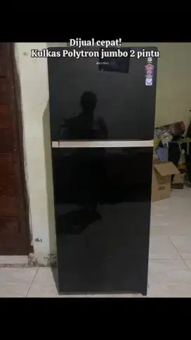 Jual kulkas polytron 2 pintu baru 6 bln pakai
