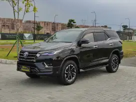 Fortuner 2.4 VRZ GR AT