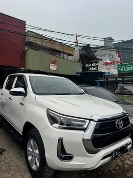 Toyota Hilux 2020 tipe V automatic double cabin