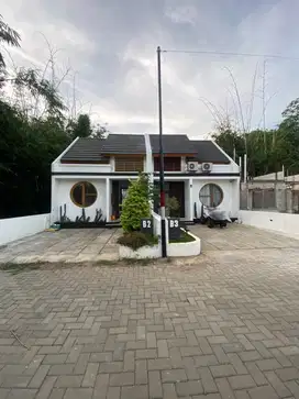 Rumah di Jogja Barat Kulon Progo Desain Jepang One Gate System