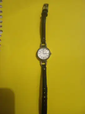 Fossil Ladiies Tali Kulit. kondisi Normal.Dan Baik