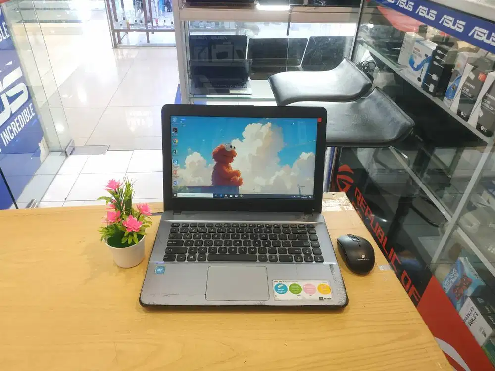 READY LAPTOP ASUS X441S CELERON RAM 2GB SSD 128GB+HDD 500GB