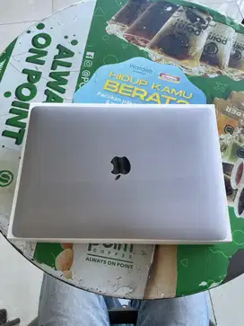 JUAL MURAH MacBook Air M1 ex iBox