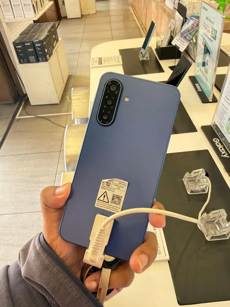 Samsung A17 5G 8Gb