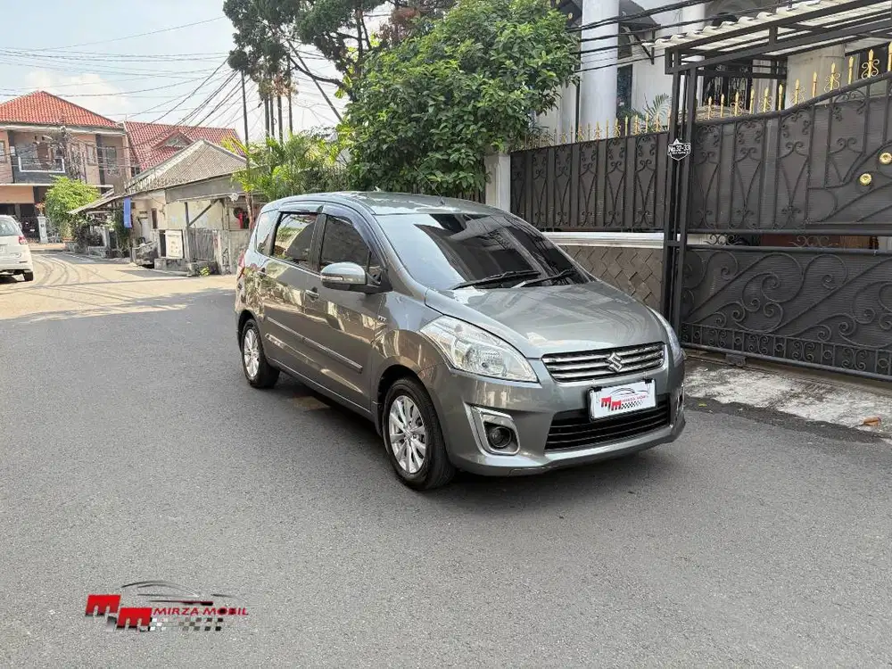 DP 12 Juta | Suzuki Ertiga GX 1.4 AT 2014 Abu-Abu