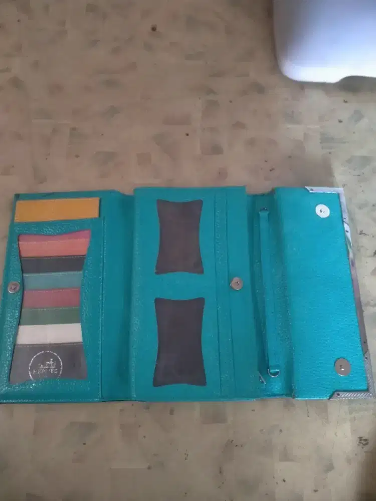 Dompet wanita preloved besar paris hermes