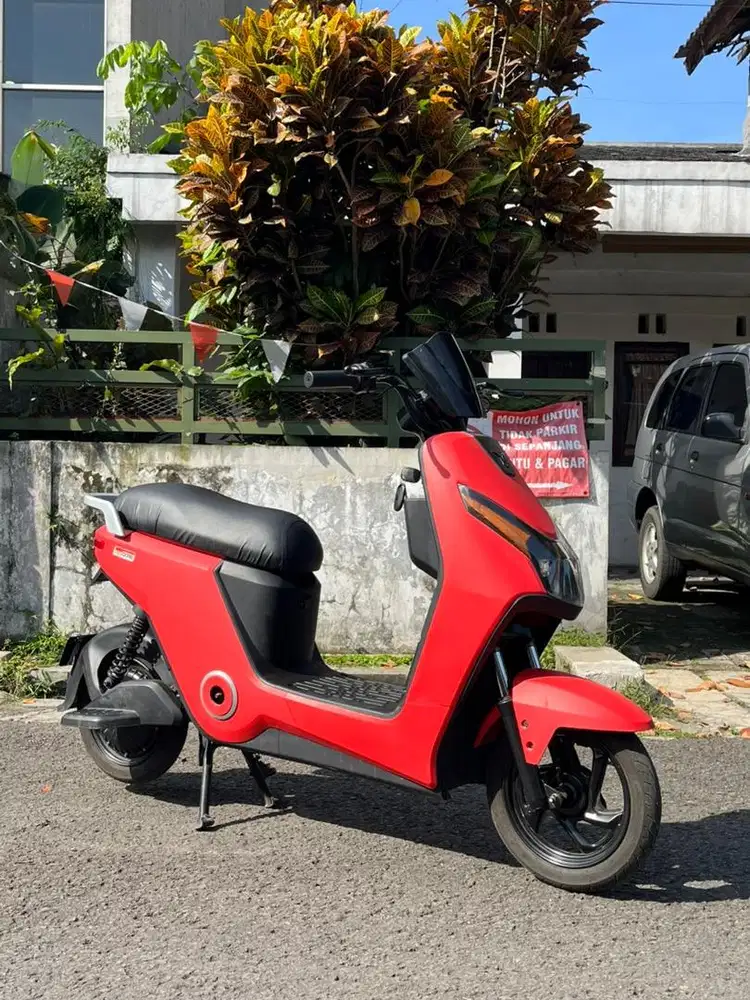 Selis / Sepeda Listrik Uwinfly D70 Kumplit.