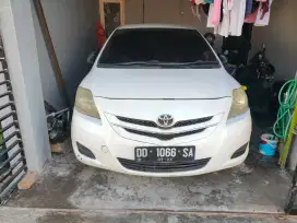 Jual santai Vios limo 2011