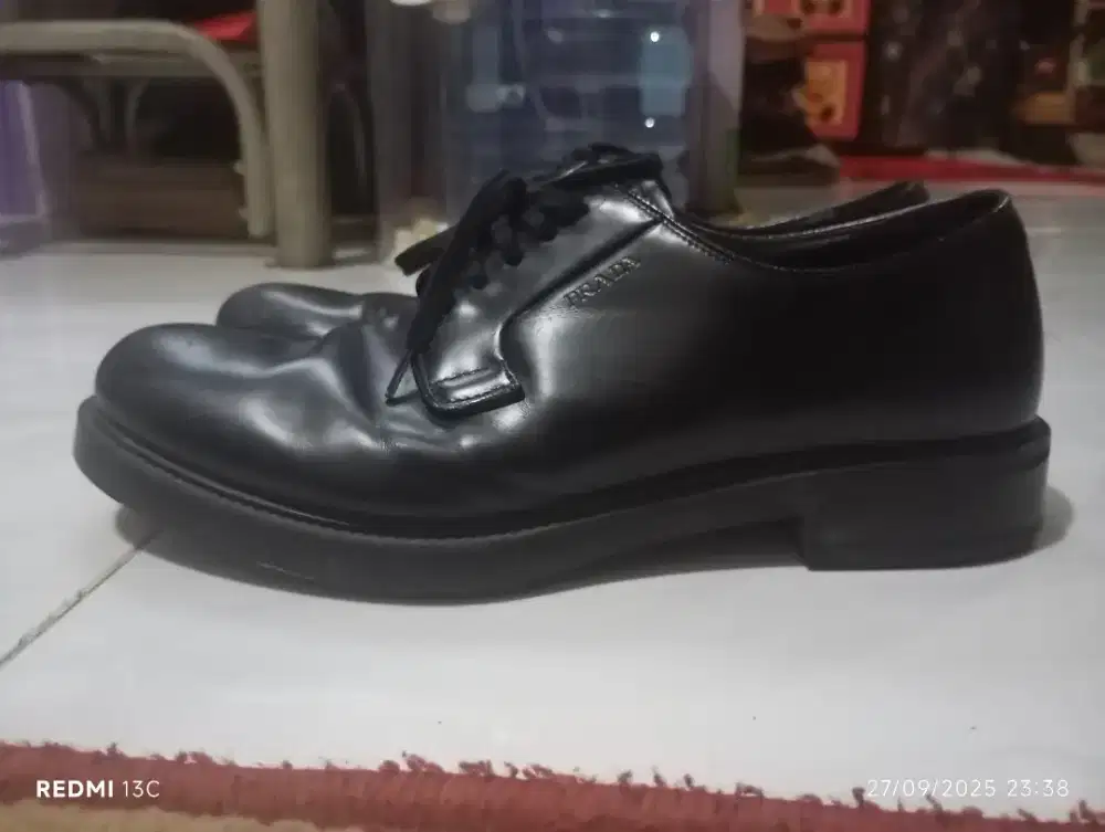 Sepatu prada 41/42