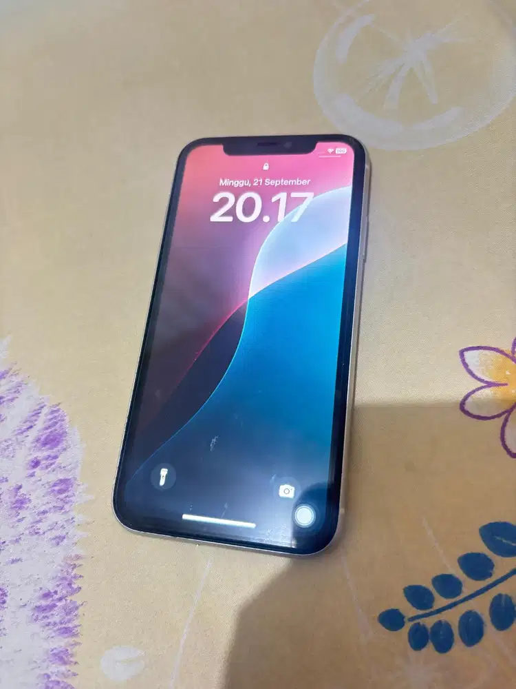 IPHONE 11 (64GB) WHITE MULUS