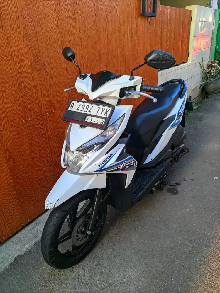 Bissmillah dijual motor Honda beat eco 2018 istimewa