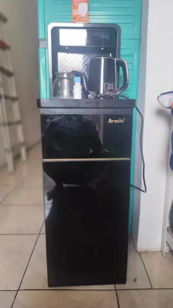 Dispenser multifungsi arashi