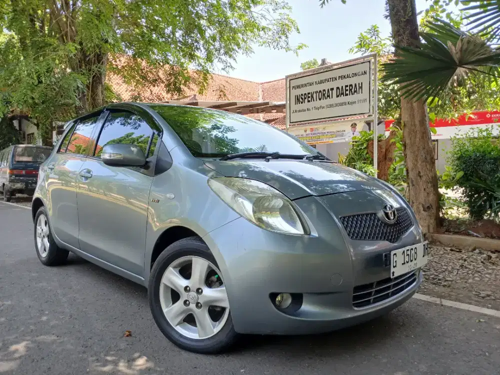 Toyota Yaris plat G