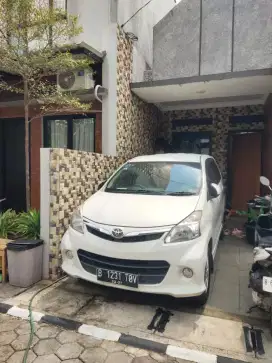 Toyota Avanza Veloz lengkap pajak hidup