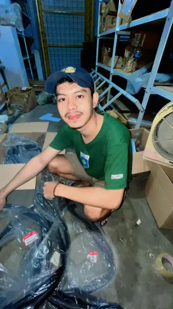 Cari kerja freelance pengalaman staff gudang online