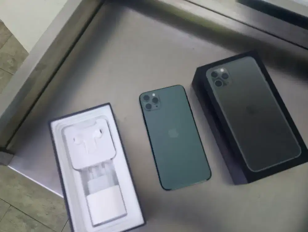 Iphone 11 pro max 256gb kaulah baru