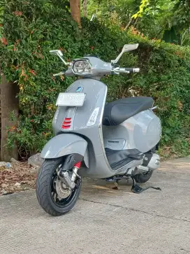 Vespa Sprint I-Get 150 ABS thn 2022 Siap Pakai