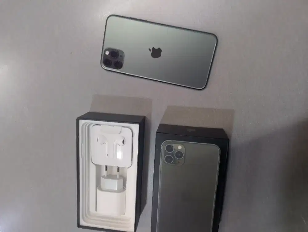 Iphone 11 pro max 256gb sudah jelas