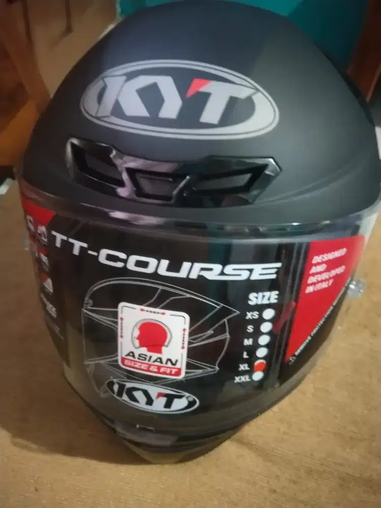 Dijual HELM KYT TT COURSE HITAM DOFF