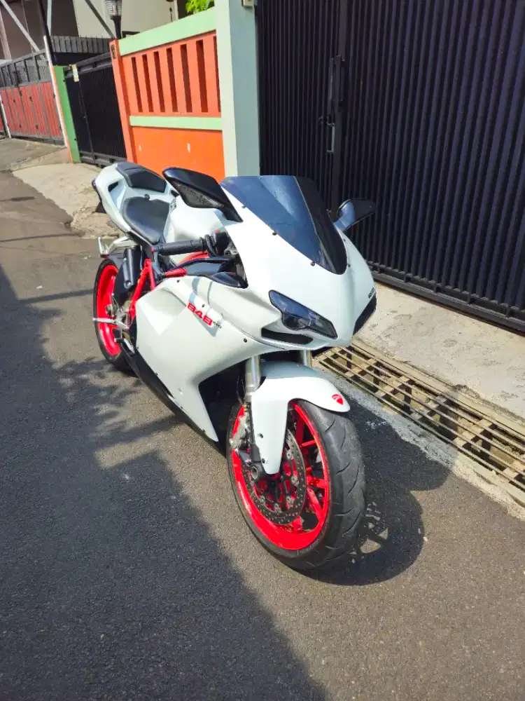Ducati 848 2009 FP istimewa harga NETT ZX10R MT09 Z900 CBR S1000RR