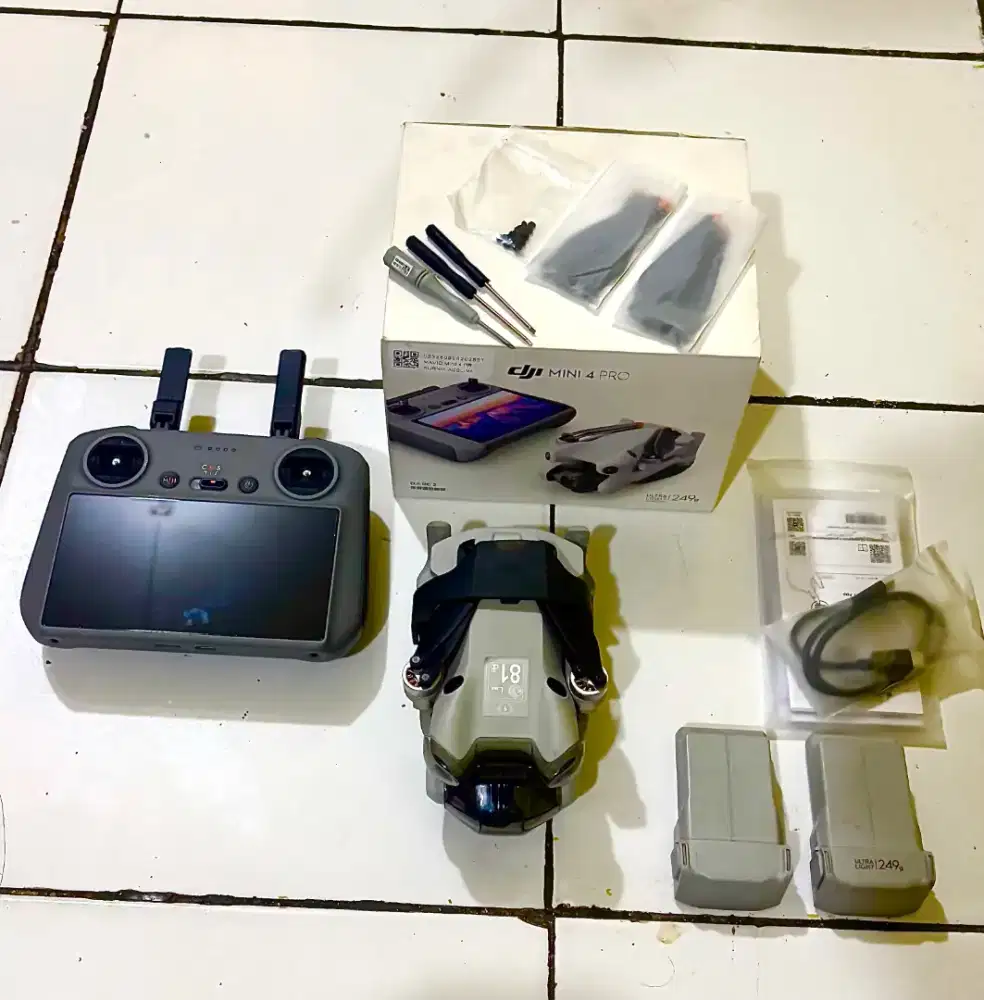 DJI MINI 4 PRO.