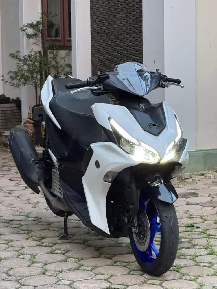 Yamaha Aerox Connected ABS 2021