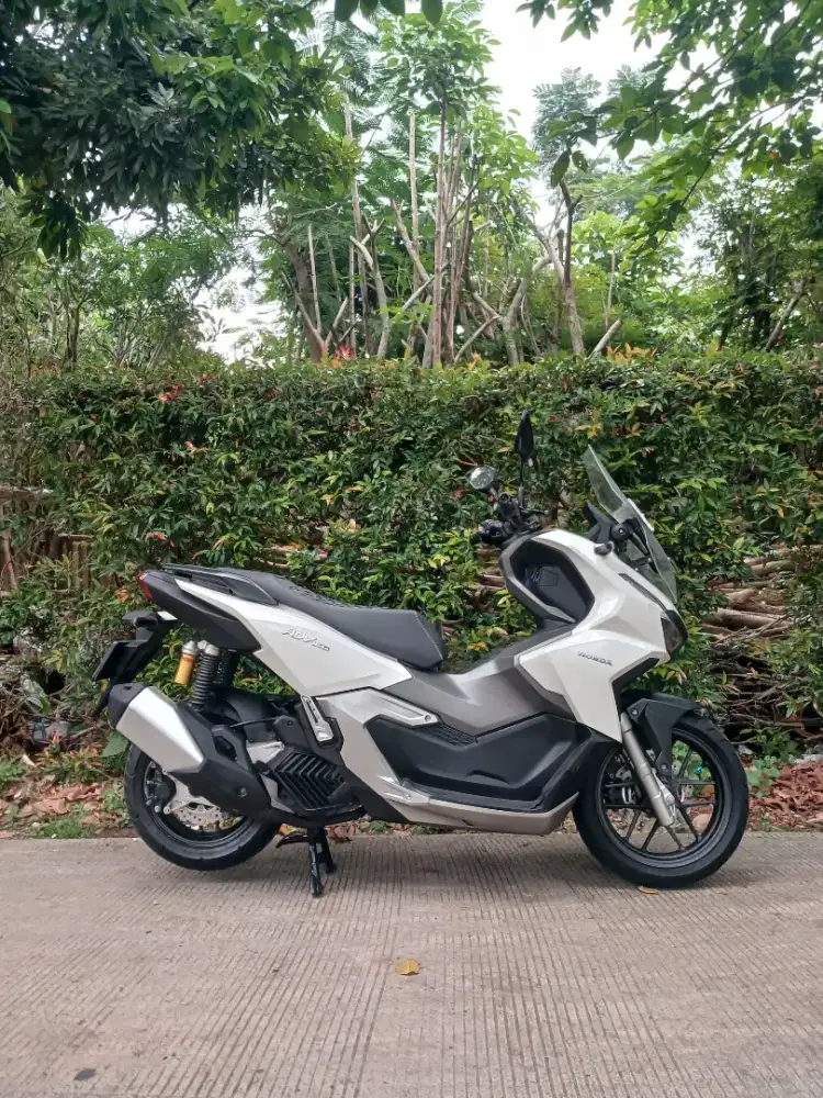 GRESS Honda ADV 160 CBS thn 2022 Dp 500rb
